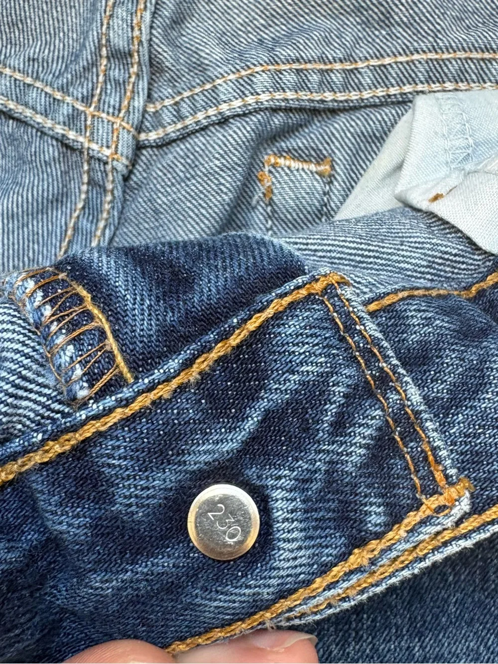 Vintage Y2K Levi’s 577 Size 14 Lower Rise Loose Fit Dark Wash Jeans 2000s Denim
